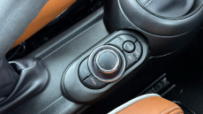 MINI Hatchback 1.5 Cooper Exclusive 3dr Auto Petrol Hatchback